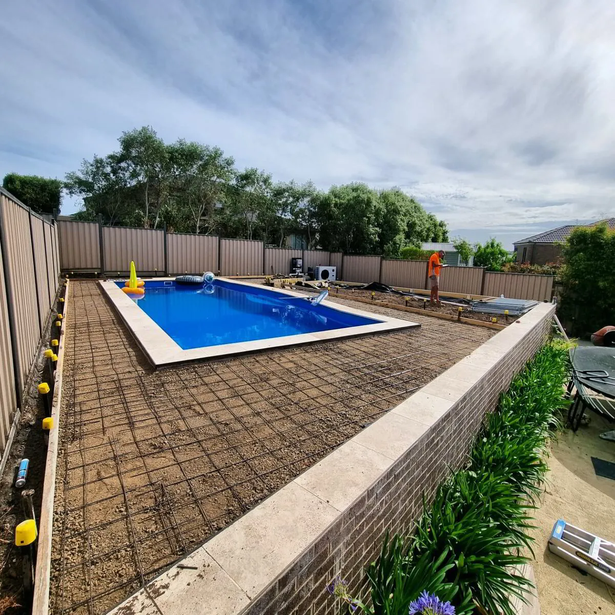 Driveway & letterbox surround — Essendon